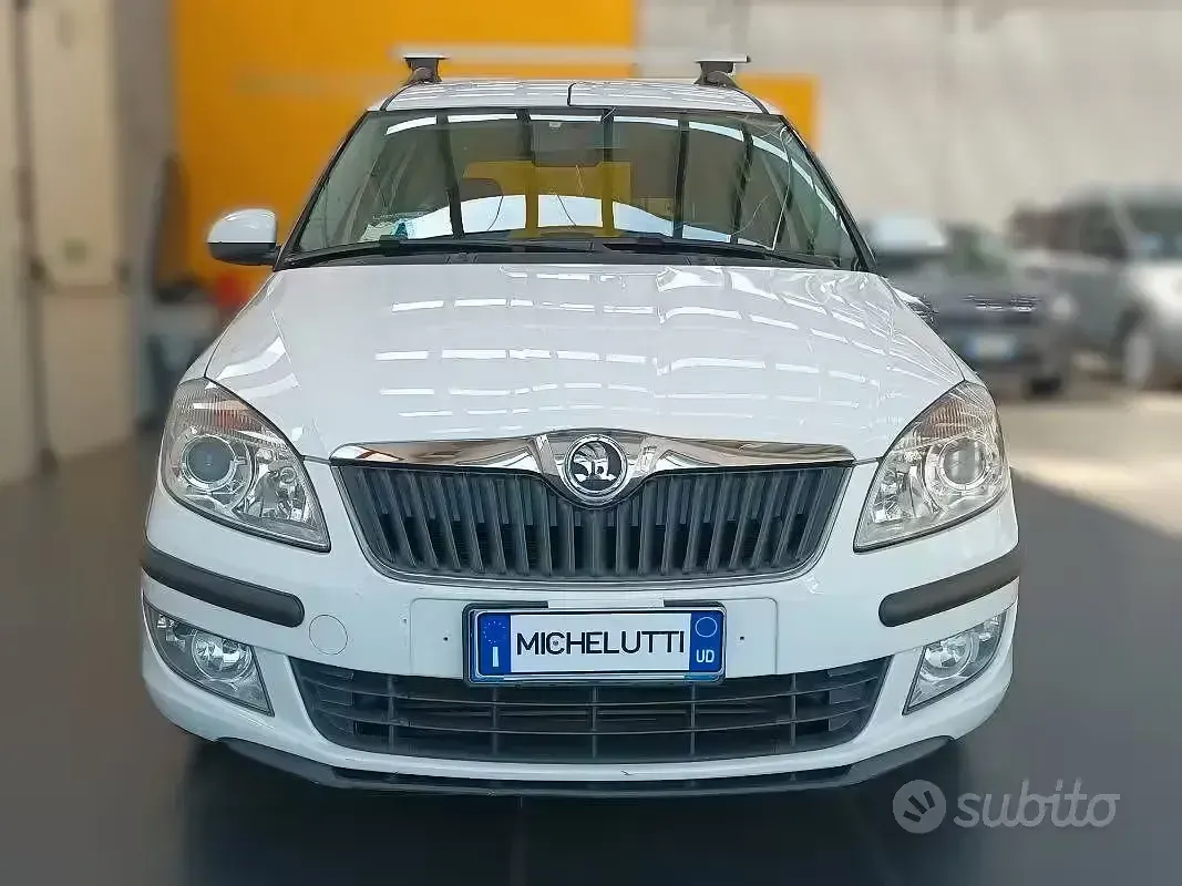 Usata Skoda Roomster Easy 90 CV (66 kW) 2014 Bianco Monovolume