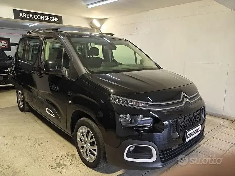 Usata Citroën Berlingo Feel 102 CV (75 kW) 2019 Nero Monovolume