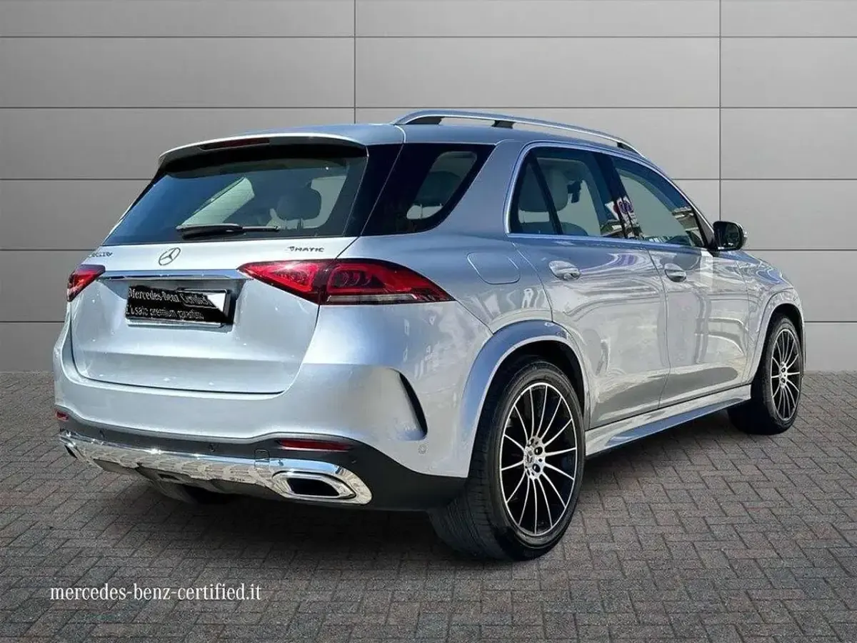Usata Mercedes GLE300 Premium 272 CV (200 kW) 2023 Argento SUV