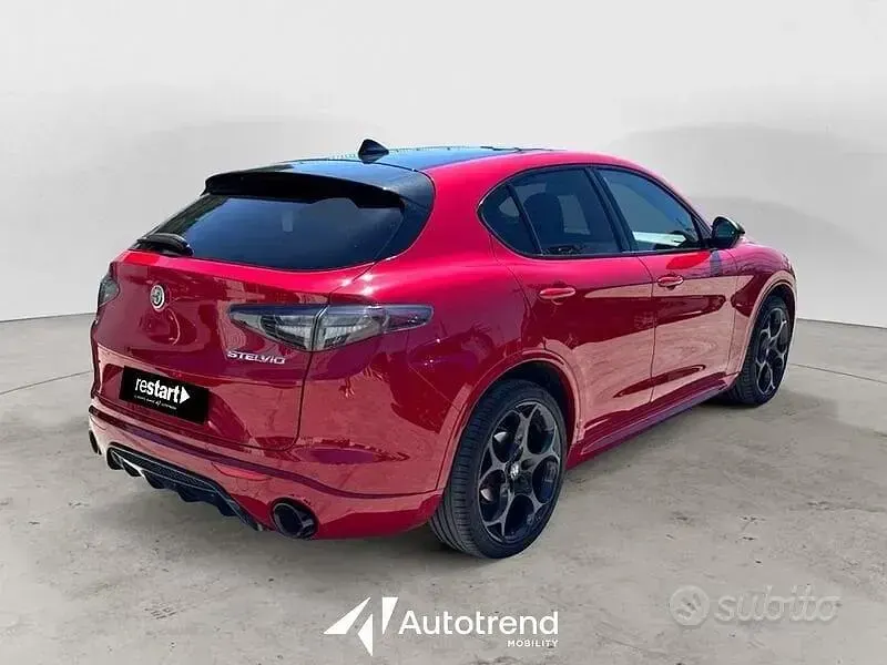 Occasion Alfa Romeo Stelvio 210 PK (154 kW) 2024 Rood SUV