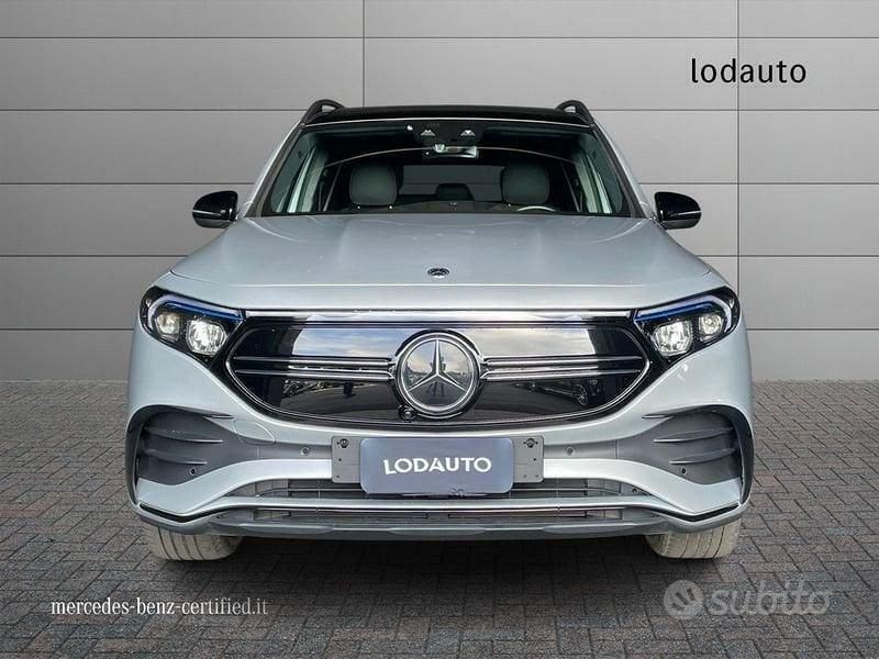 Usata Mercedes EQB250+ Premium 94 kW (129 CV) 2024 Argento SUV