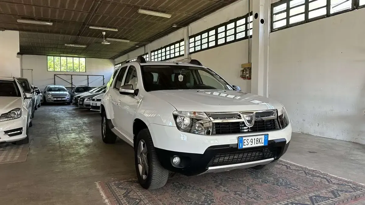 Usata Dacia Duster Lauréate 107 CV (78 kW) 2013 Bianco SUV