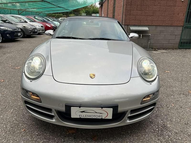 Usata Porsche 997 355 CV (261 kW) 2006 Argento Cabrio