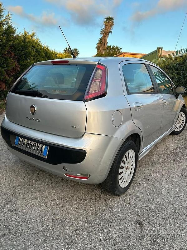 Usata Fiat Grande Punto 85 CV (62 kW) 2013 Utilitaria
