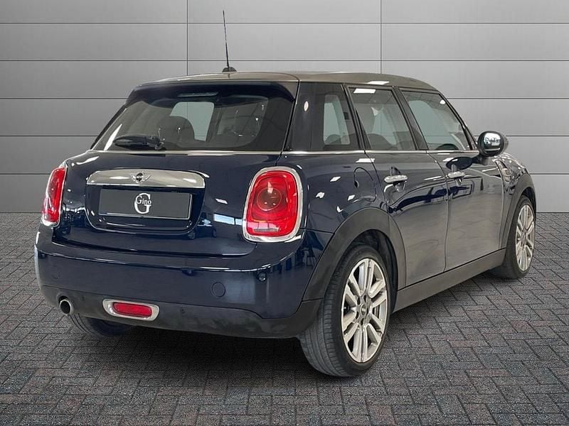 Usata Mini Cooper D Seven 116 CV (85 kW) 2016 Blu/azzurro Utilitaria
