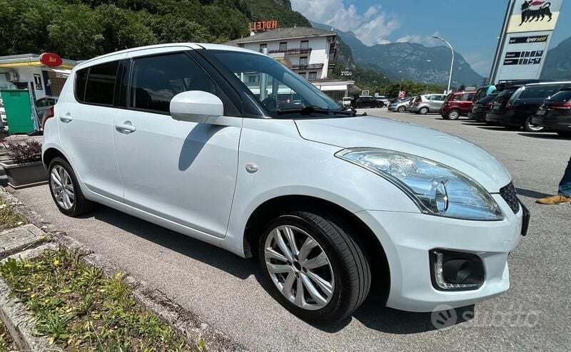 Usata 2014 Suzuki Swift Tre volumi | 7900 € (Buon prezzo) - Immagine 1/4