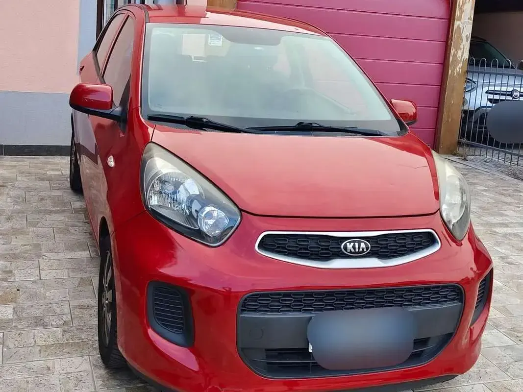 Usata Kia Picanto 68 CV (50 kW) 2016 Rosso Utilitaria