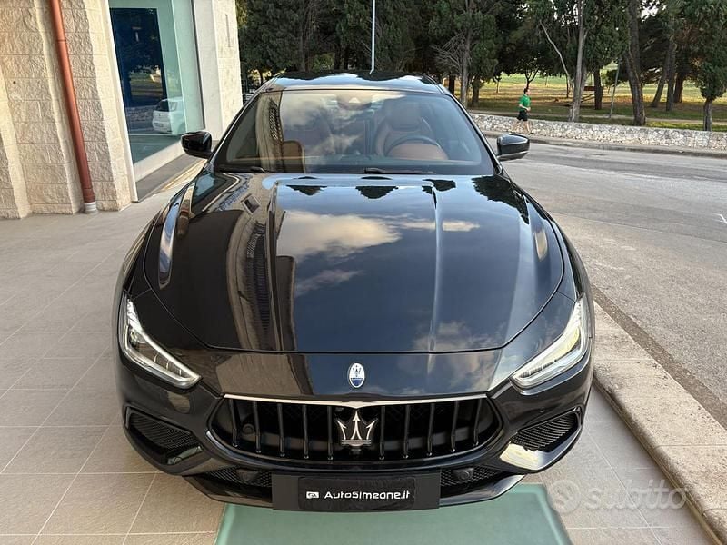 Usata Maserati Ghibli 430 CV (316 kW) 2022 Nero Berlina