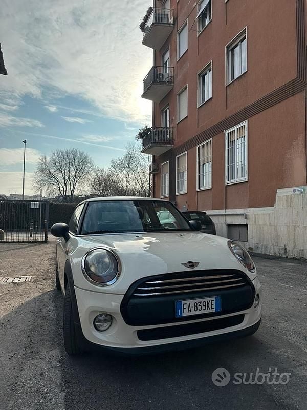 Usata Mini ONE 75 CV (55 kW) 2015 Bianco Utilitaria
