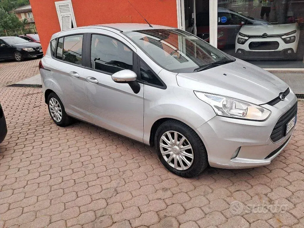 Usata Ford B-MAX 101 CV (74 kW) 2013 Grigio Monovolume