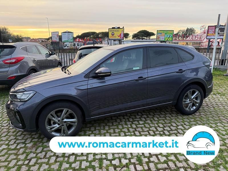 Usata VW Taigo R-line 116 CV (85 kW) 2024 Gray SUV
