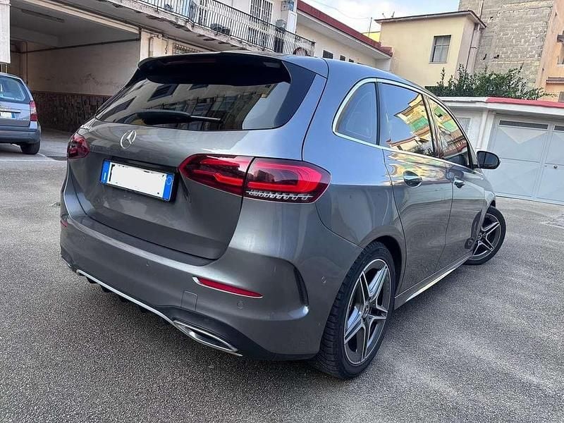 Usata Mercedes B200 Premium 150 CV (110 kW) 2019 Monovolume