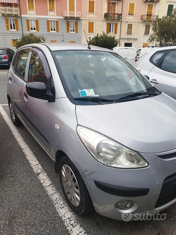 Usata Hyundai i10 75 CV (55 kW) 2009 Grigio Utilitaria