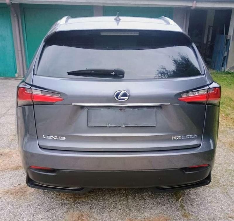 Usata Lexus NX300h Executive Line 155 CV (114 kW) 2014 SUV