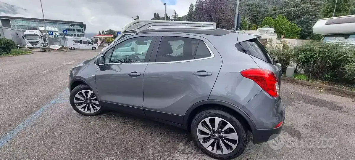 Usata Opel Mokka 140 CV (102 kW) 2017 Grigio SUV