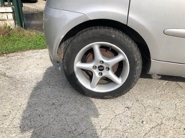 Usata Fiat Multipla Active 103 CV (75 kW) 2006 Argento metallizzato Monovolume