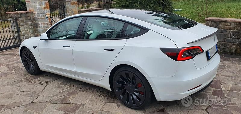 Usata Tesla Model 3 Performance 461 kW (627 CV) 2023 Bianco Berlina