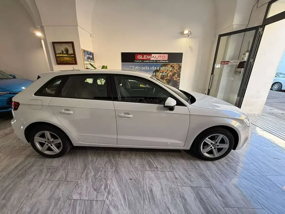 Usata Audi A3 Business 116 CV (85 kW) 2018 Bianco Berlina