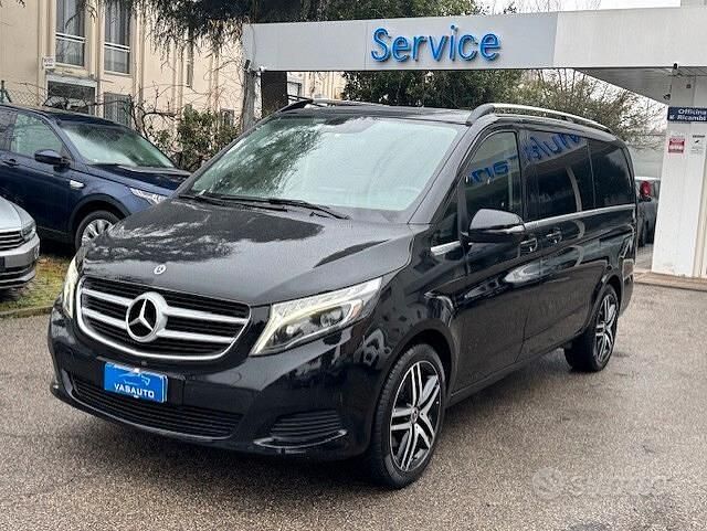 Usado Mercedes V220 Executive 163 CV (119 kW) 2019 Negro Monovolumen