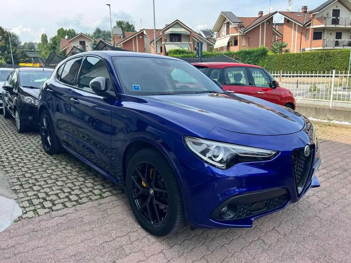 Usata Alfa Romeo Stelvio Veloce 210 CV (154 kW) 2021 Blu SUV