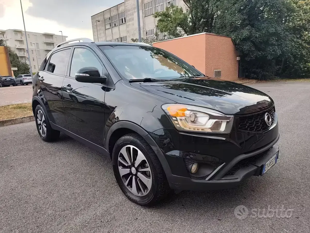 Usata SsangYong Korando 149 CV (109 kW) 2015 Nero SUV