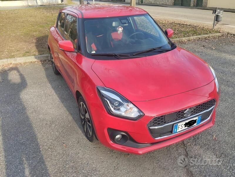 Usata 2019 Suzuki Swift Due volumi | 8000 € (Super prezzo) - Immagine 1/4