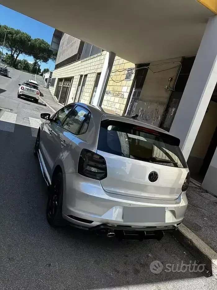 Usata VW Polo 90 CV (66 kW) 2014 Grigio Utilitaria