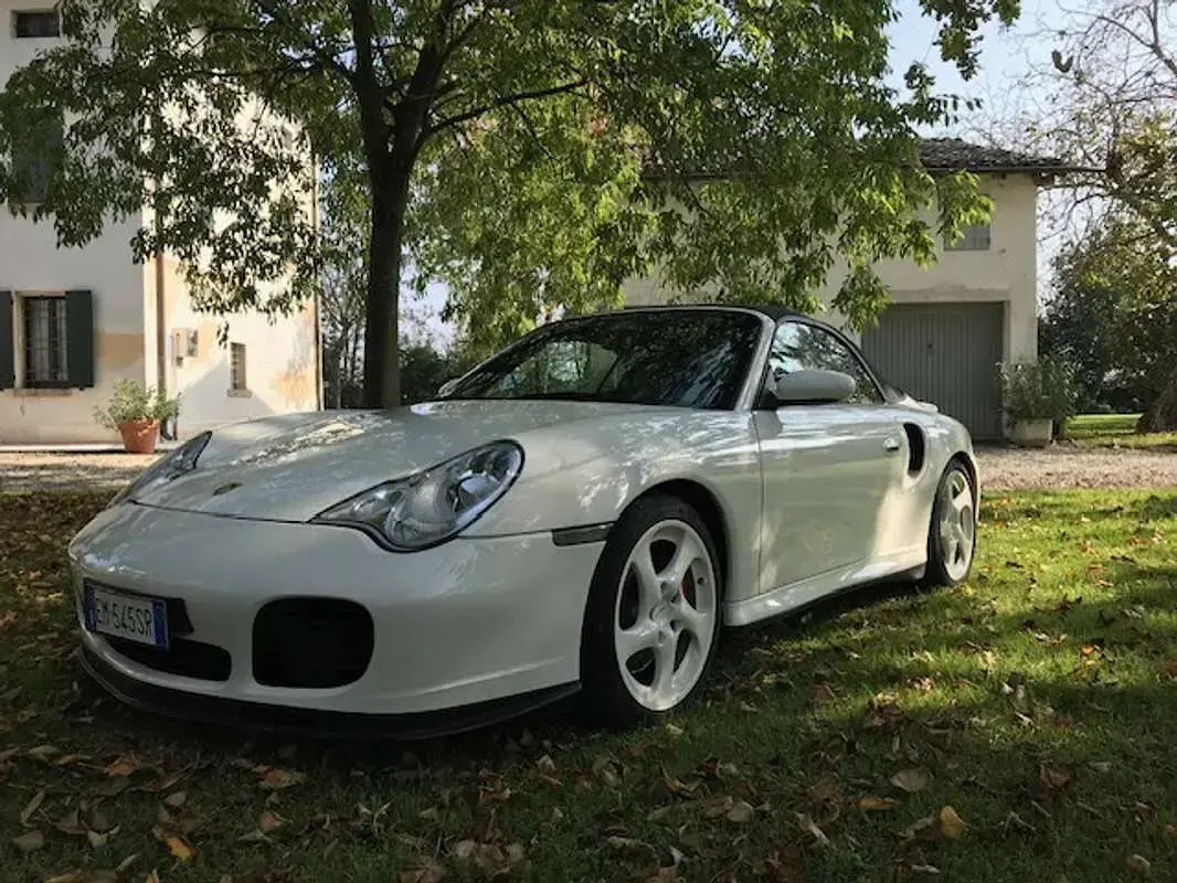 Usata Porsche 996 Turbo 450 CV (330 kW) 2005 Bianco Cabrio