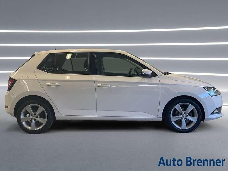 Usata Skoda Fabia Ambition 75 CV (55 kW) 2021 Bianco magnolia Berlina