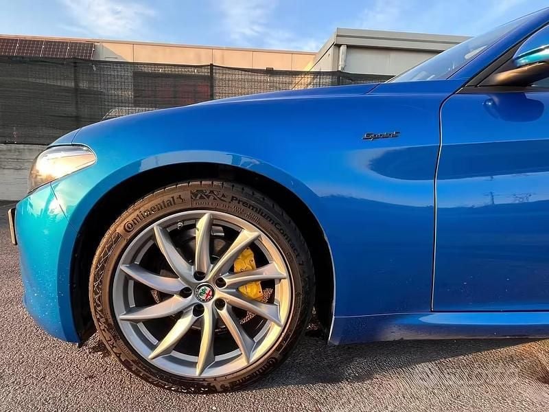 Usata Alfa Romeo Giulia Sprint 201 CV (147 kW) 2021 Blu/azzurro Berlina