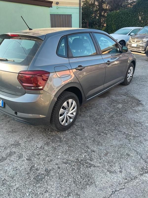 Occasion VW Polo Comfortline 90 ch (66 kW) 2017 Gris Berline