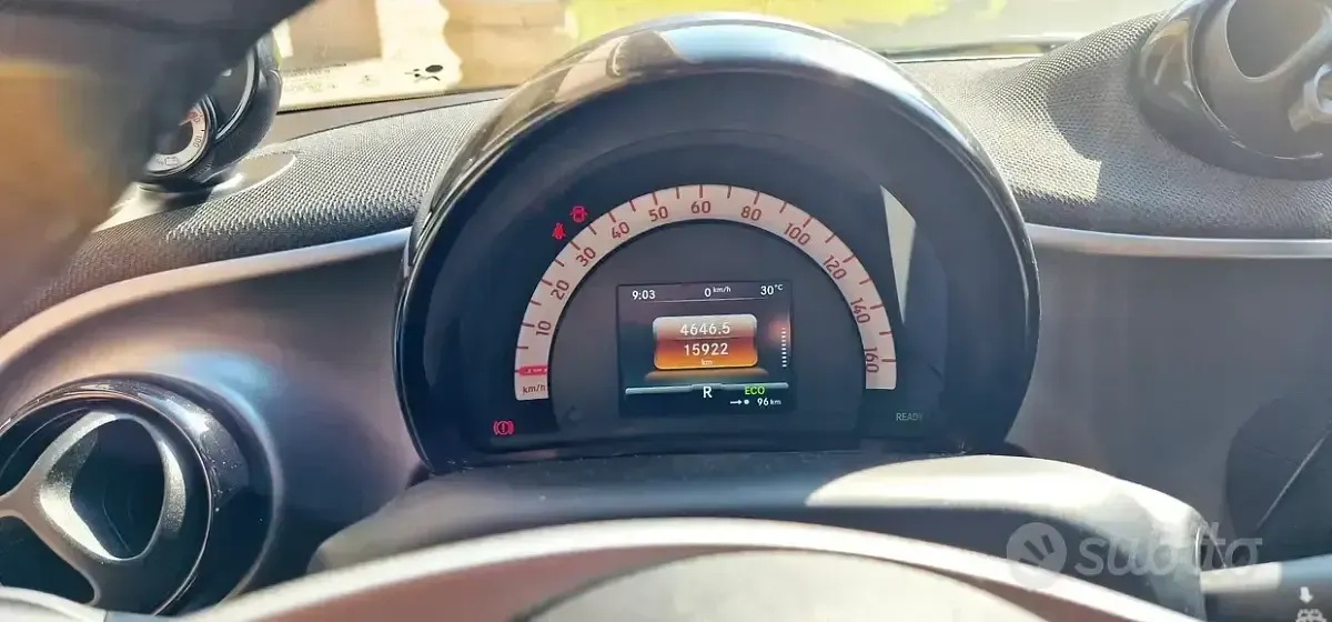 Usata Smart ForFour Electric Drive Passion 41 kW (56 CV) 2021 Bianco Utilitaria