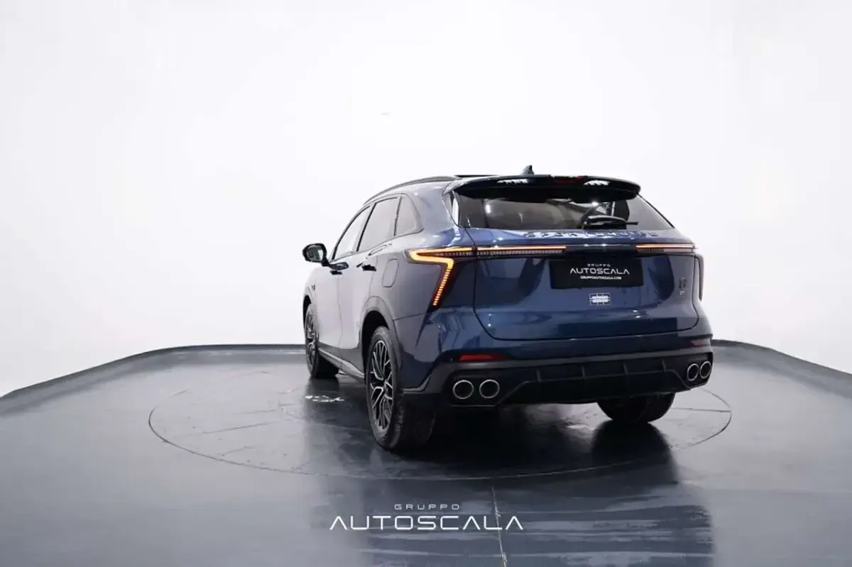 Nuova Sportequipe S7 186 CV (136 kW) 2026 Deep blu metallic SUV