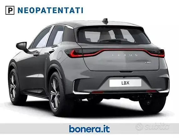 Nuova Lexus LBX 91 CV (66 kW) 2026 Grigio SUV