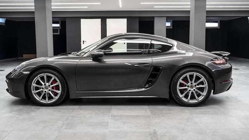 Usata Porsche 718 Cayman Chrono 349 CV (256 kW) 2019 Grigio daytona metallizzato Coupé
