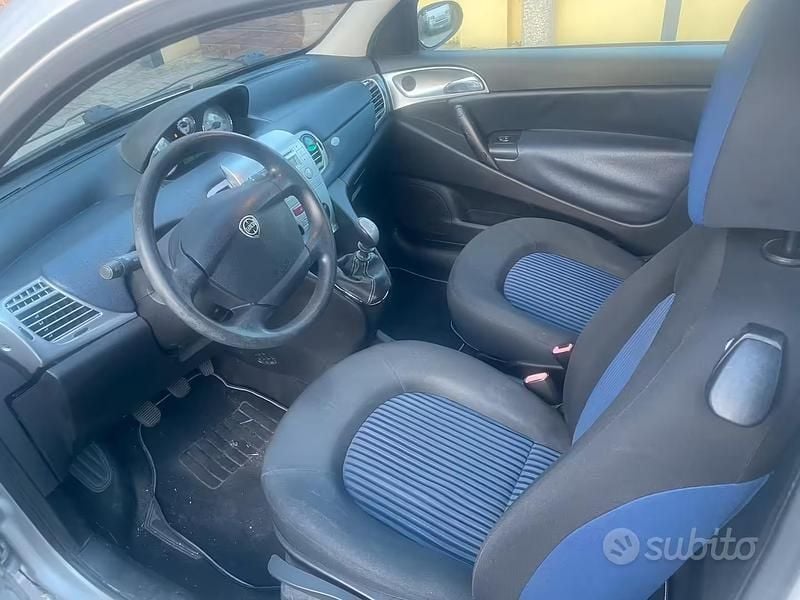 Usata Lancia Ypsilon 2007 Grigio Utilitaria