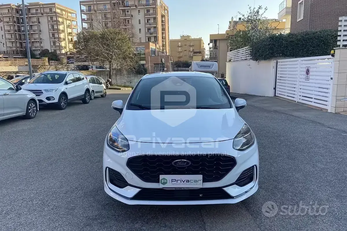 Second-hand Ford Fiesta ST-Line 125 CP (91 kW) 2024 Alb Hatchback