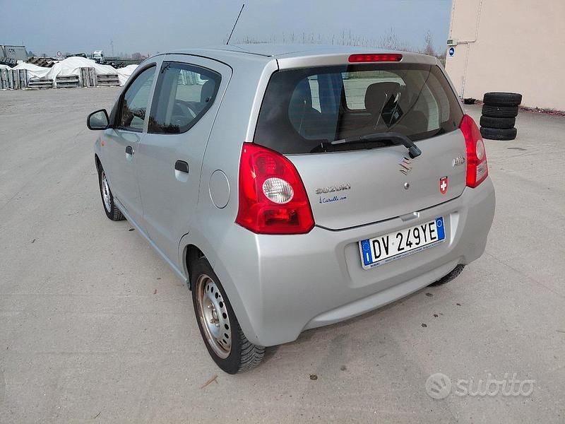 Usata Suzuki Alto 75 CV (55 kW) 2009 Grigio Utilitaria