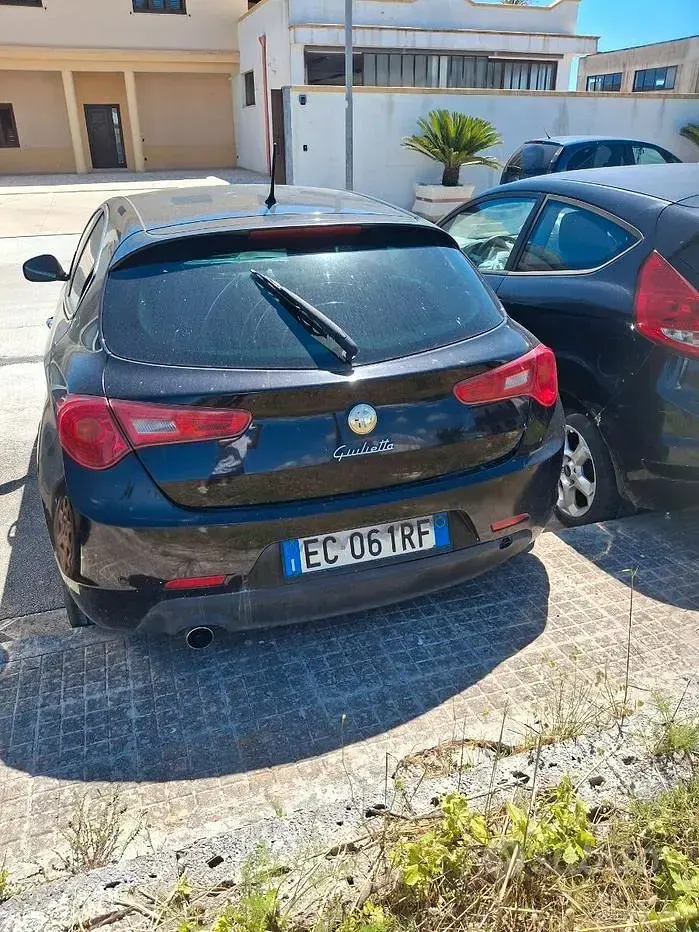Usata Alfa Romeo Giulietta 105 CV (77 kW) 2010 Nero Utilitaria