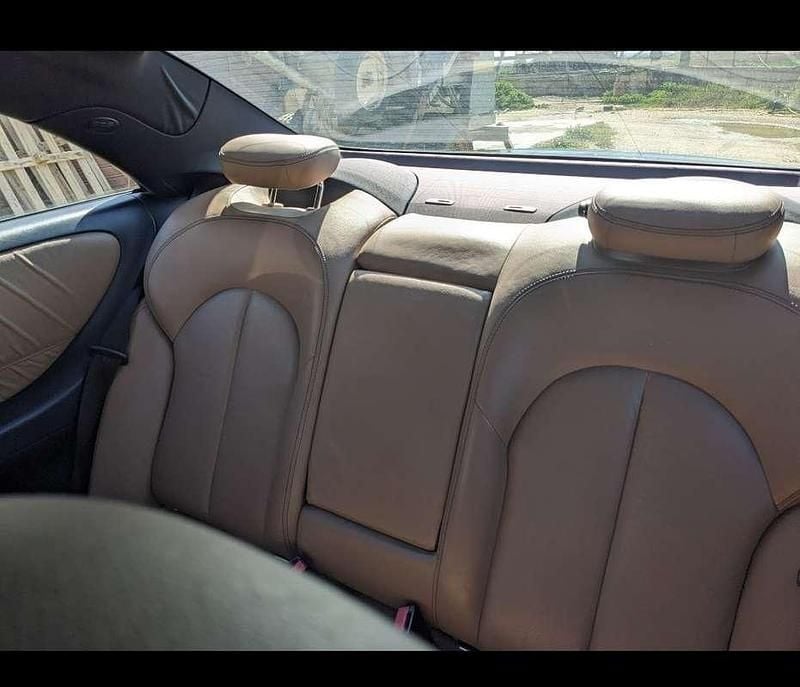 Usata Mercedes CLK220 Avantgarde 150 CV (110 kW) 2006 Coupé