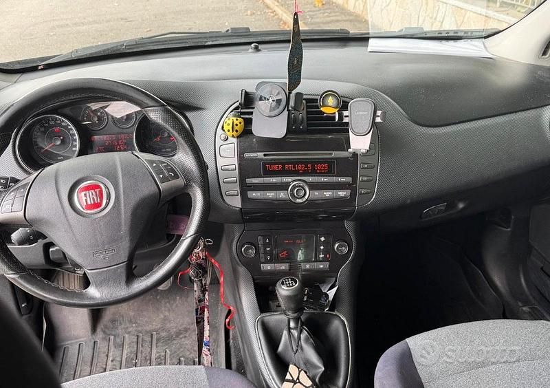 Usata Fiat Bravo 120 CV (88 kW) 2010 Nero Utilitaria