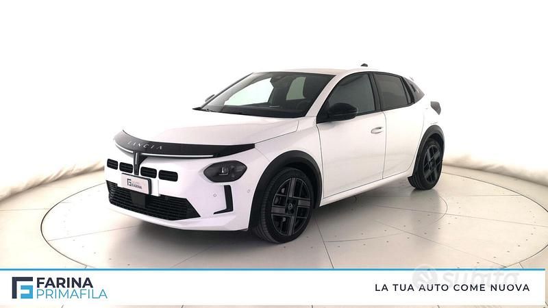 Usata Lancia Ypsilon 100 CV (73 kW) 2025 Bianco Utilitaria