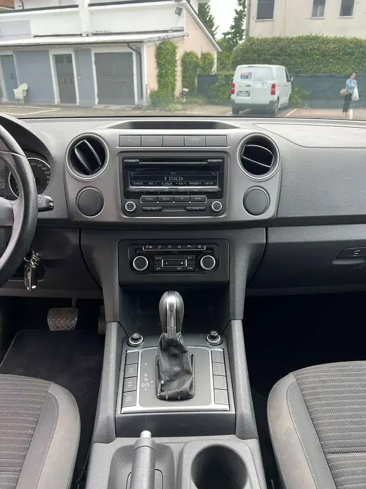 Usata VW Amarok Highline 179 CV (131 kW) 2013 Marrone Pick-up