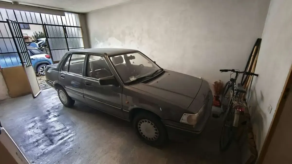 Usata Rover 213 73 CV (53 kW) 1988 Berlina