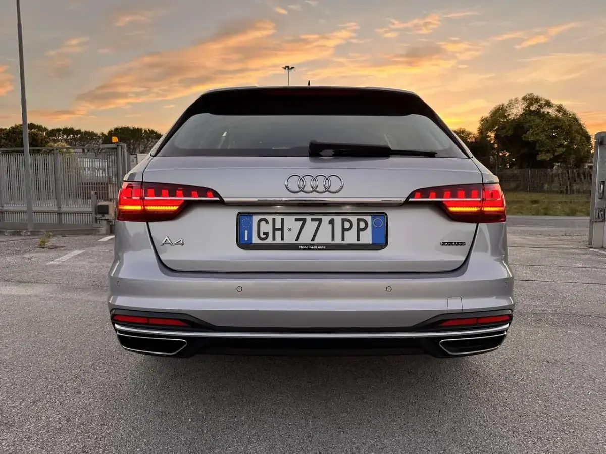 Usata Audi A4 Advanced 204 CV (150 kW) 2021 Argento Station wagon