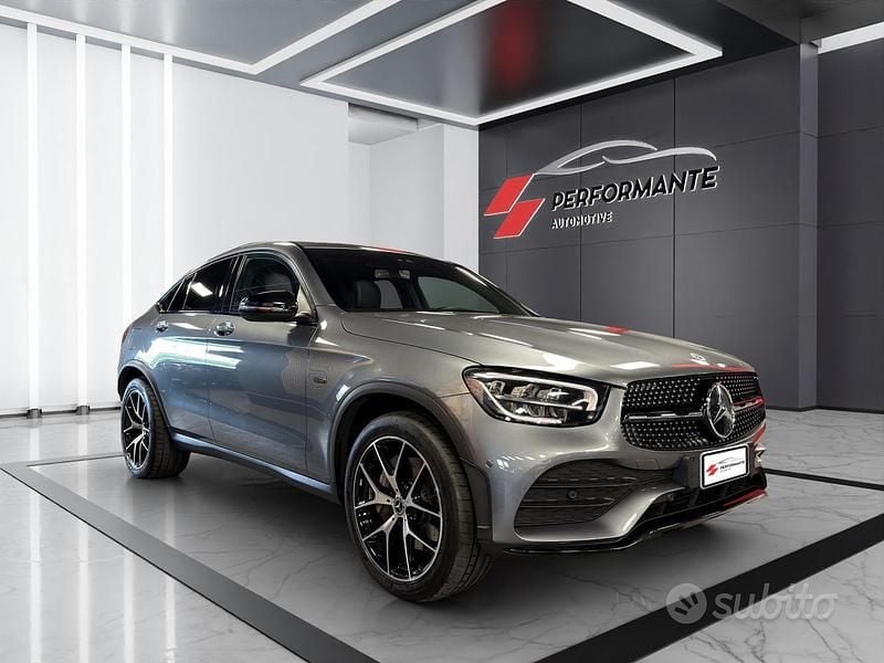 Usata Mercedes GLC300 Premium 2020 Grigio Coupé