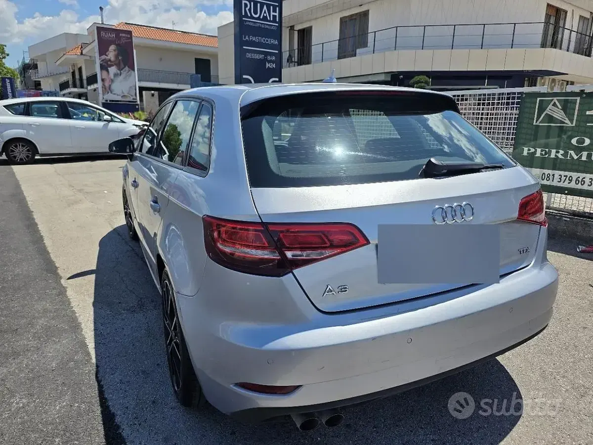 Usata Audi A3 150 CV (110 kW) 2018 Grigio Berlina