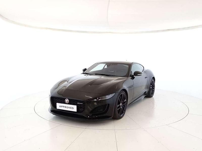 Nero Usata 2022 Jaguar F-Type R-Dynamic Coupé | 53.500 € (Buon prezzo) - Immagine 1/4
