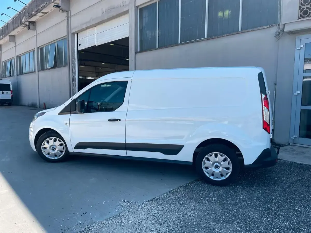 Usata Ford Transit Connect 119 CV (87 kW) 2016 Bianco Monovolume