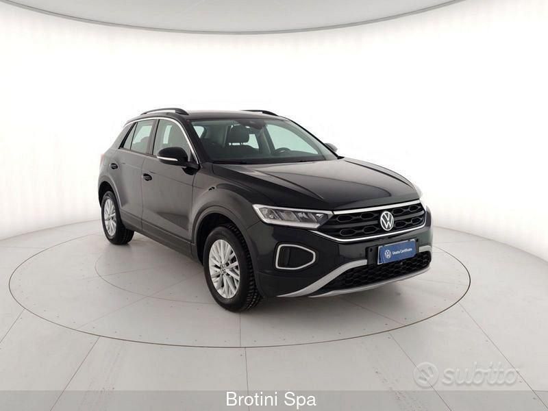 Usata VW T-Roc Life 150 CV (110 kW) 2024 Nero SUV